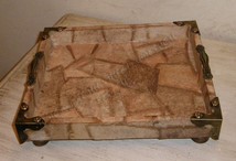 Caja de madera ponelotodo, decorada con la técnica de filtro