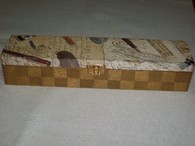 Estuche de madera decorado con servilleta papel pinocho y goma arábiga